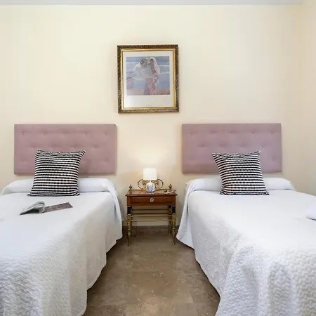 Chill & Terrace By Rent Me Apartment *